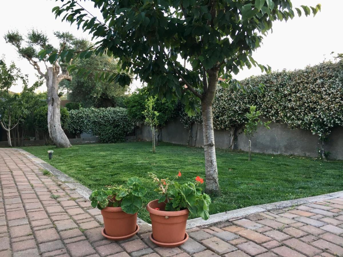 Golden Villa, Residenza Di Campagna Sassari Exteriör bild